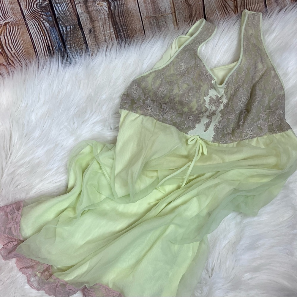 Vintage Avian Nightgown Lace Short Babydoll Dayglow Lime Lingerie Negligee
